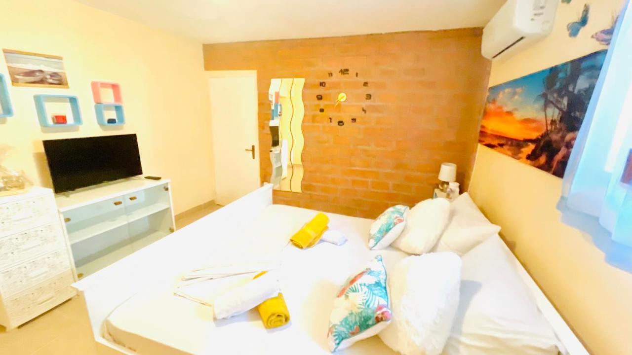 Colorful And Happy Apartment Sukosan - With Parking Sukošan Exterior foto