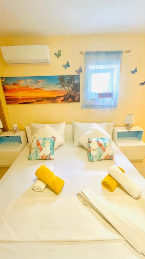 Colorful And Happy Apartment Sukosan - With Parking Sukošan Exterior foto
